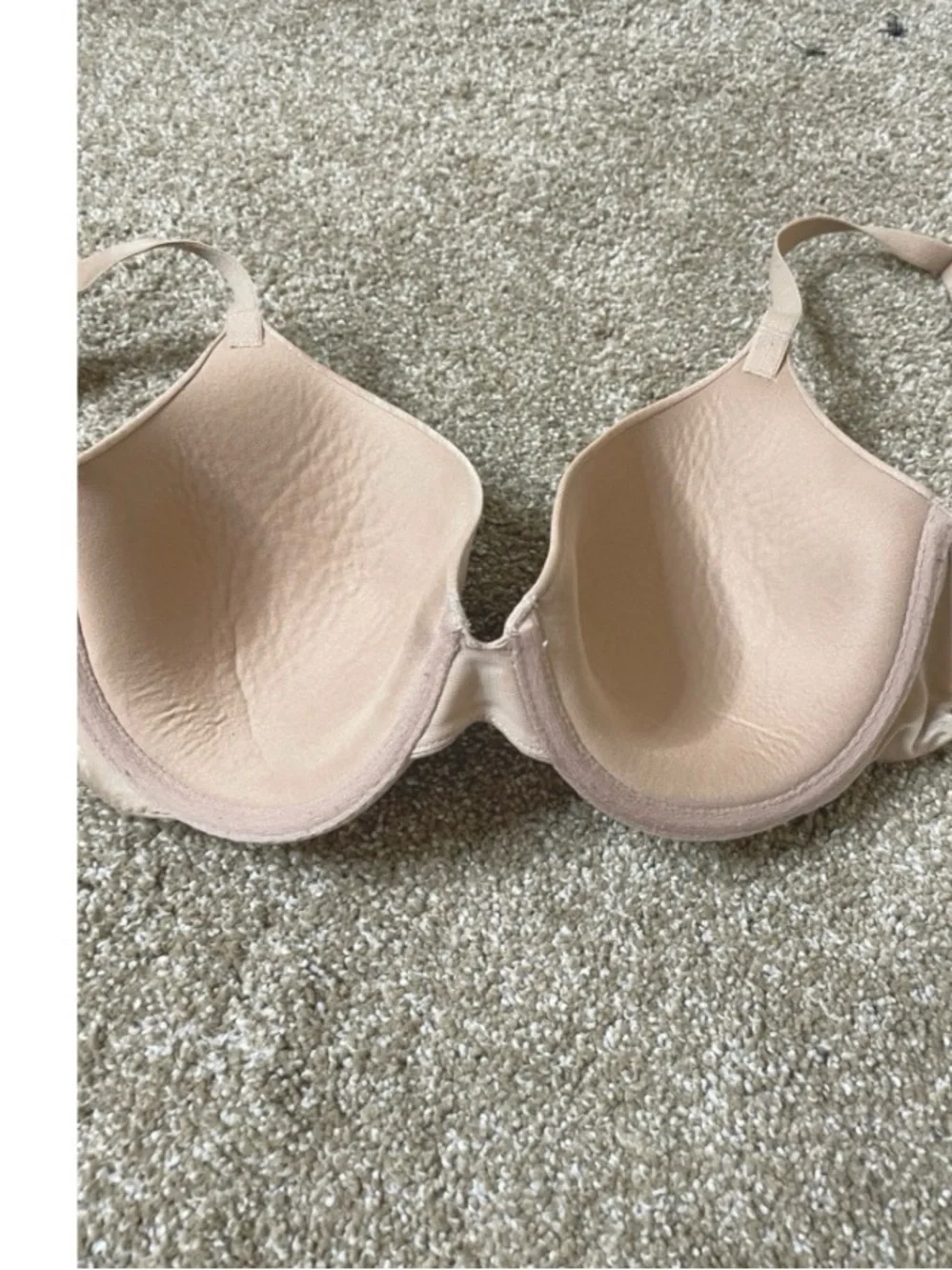 Victoria's Secret Light Beige T-Shirt Bra - Smooth Nude Support 34D nude color